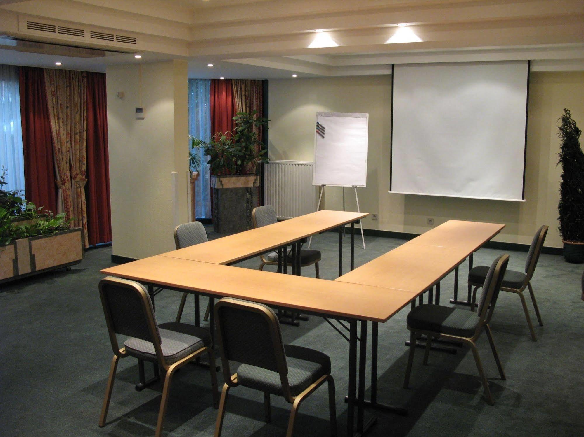 Saint-Gilles Hotel Best Western County House מראה חיצוני תמונה