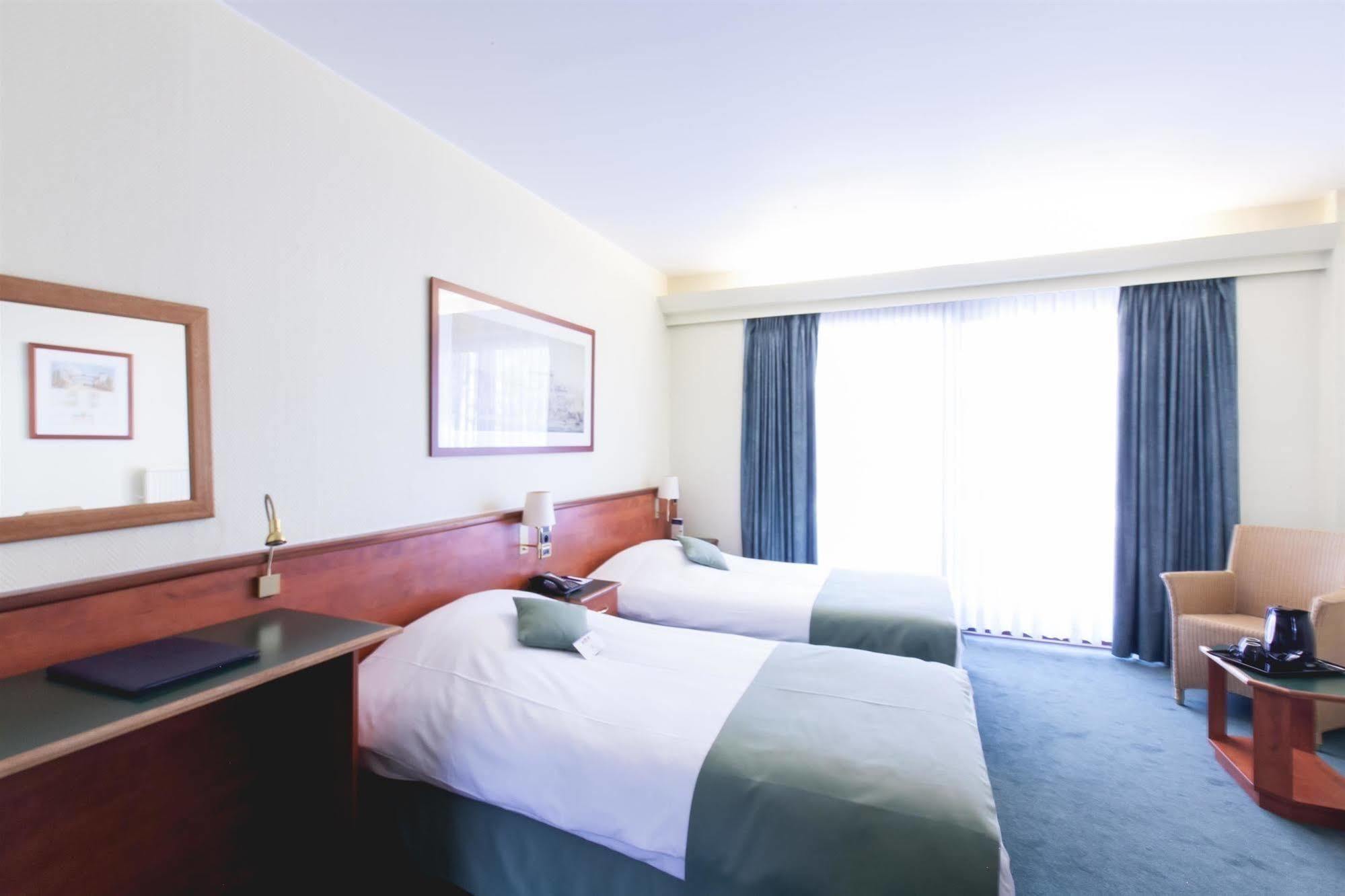 Saint-Gilles Hotel Best Western County House מראה חיצוני תמונה